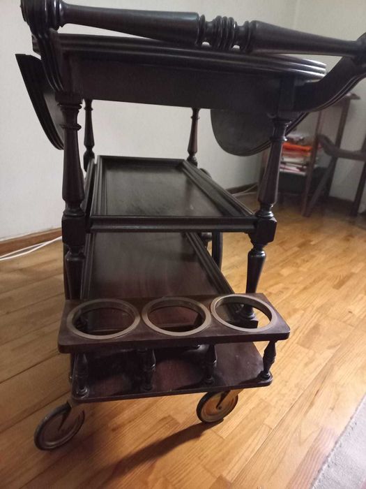 Carrinho chá antigo