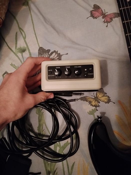 Электрогитара Donner dst-100