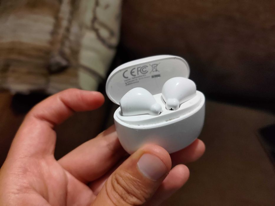 Auriculares Bluetooth Sem Fios X33 - Com Caixa de Carregamento
