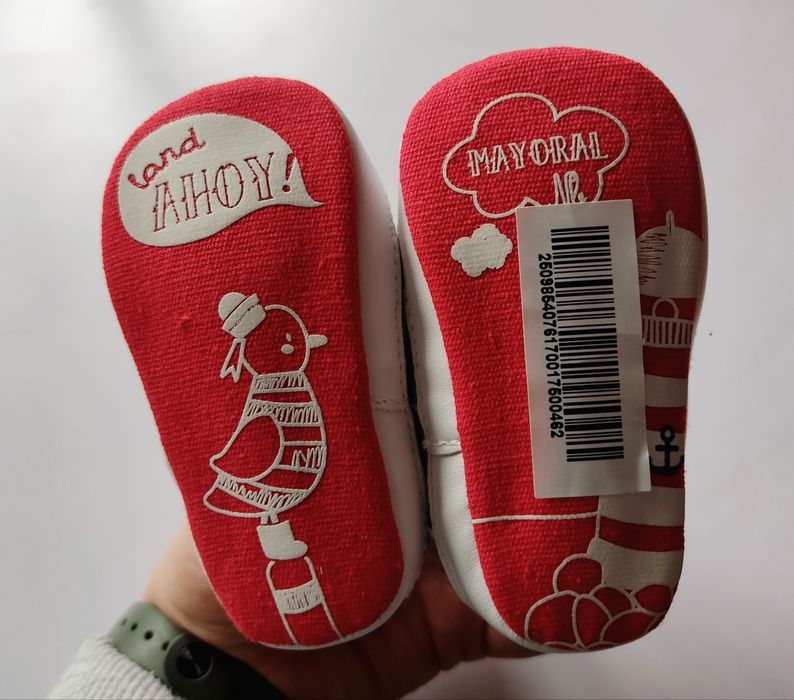 Sapatos e sandálias bebé