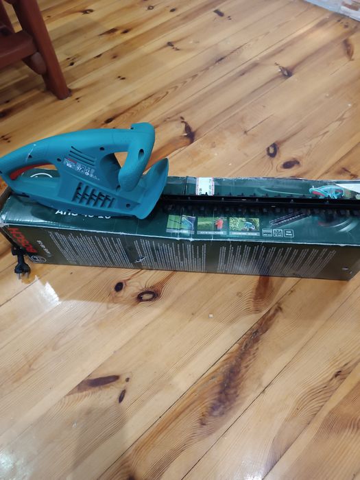 Кущоріз Bosch для живоплоту