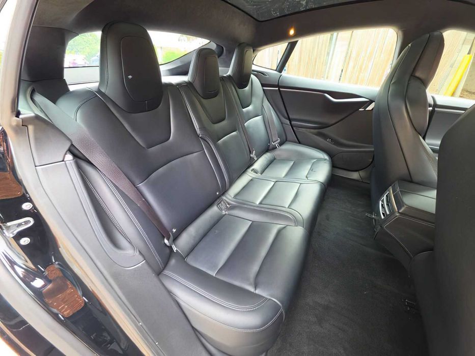 Tesla Model S 100D      2019