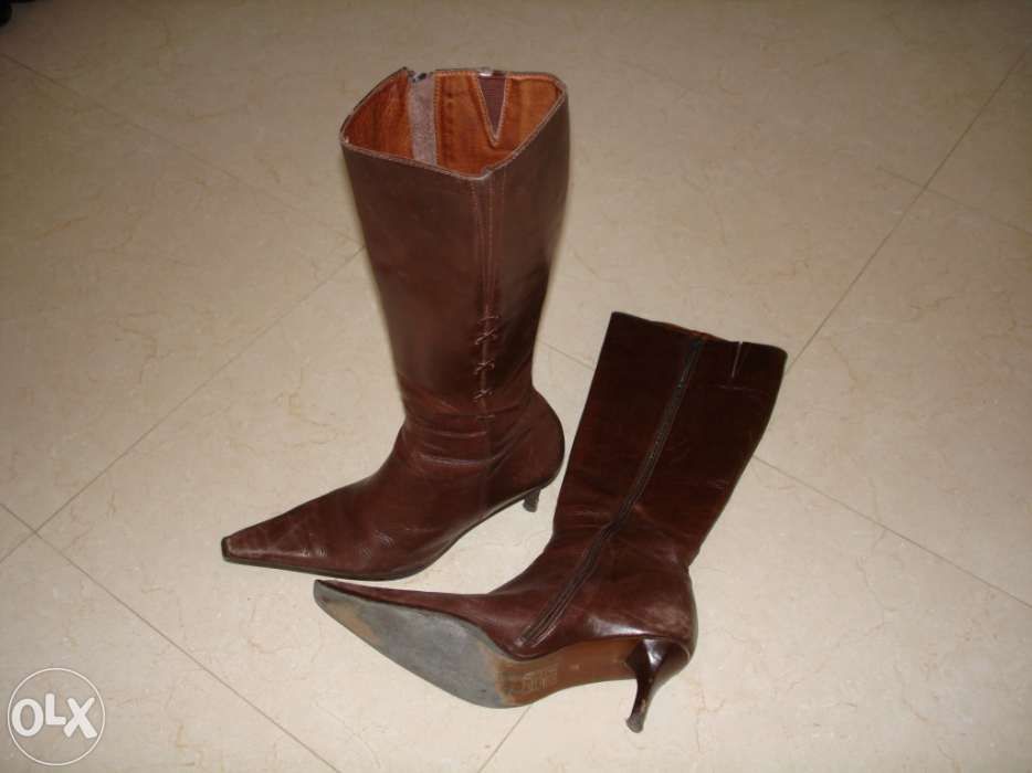 Sapatos e Botas da Marca (Foreva e Bata) n°.39