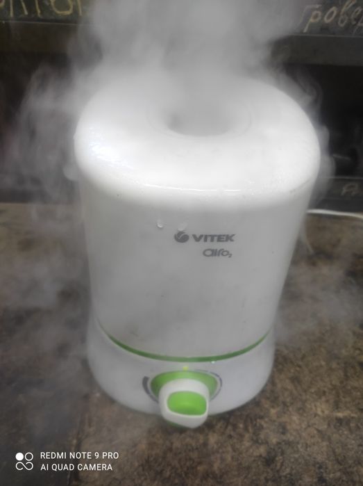 Увлажнитель воздуха Vitek VT-2351