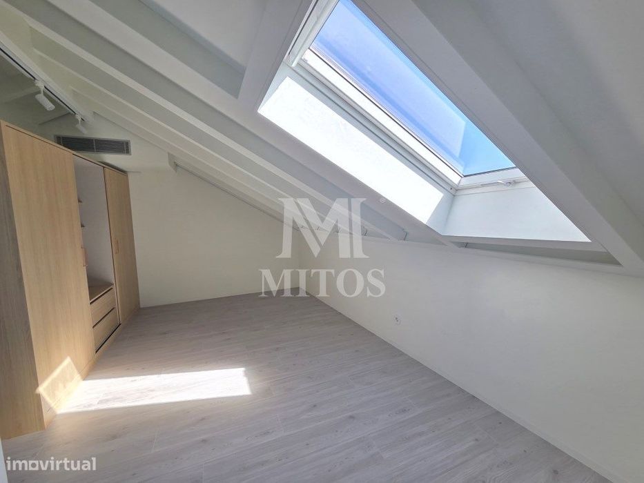 Apartamento T2 Duplex para venda no centro de Viana do Castelo