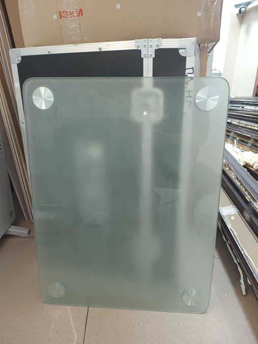 Стол стеклянный 4шт б/у