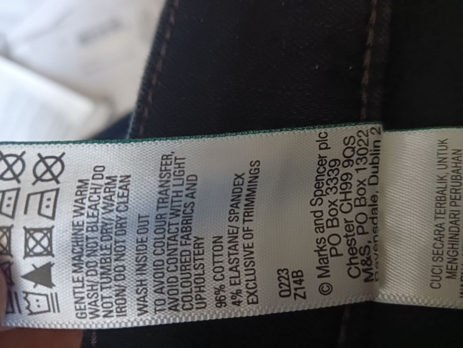Super Spodnie jeansowe Marks & Spencer M/L jeansy z elastanem pas 95 c
