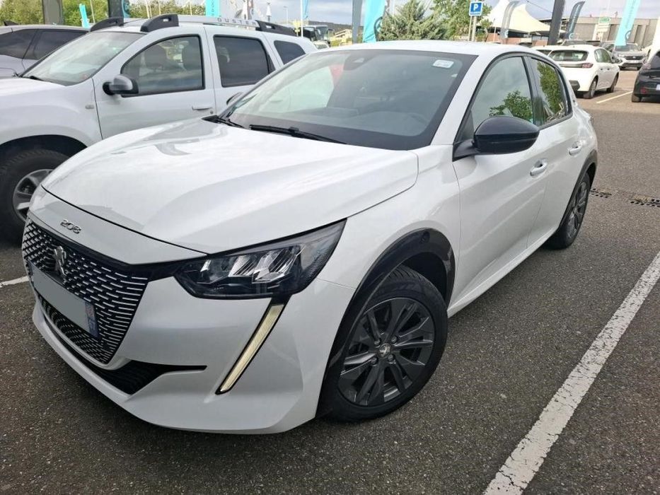 Peugeot e-208 50 kWh Style