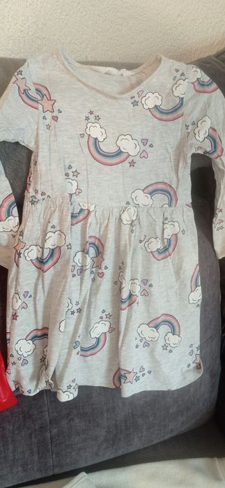 Zestaw ubrań dla dziewczynki 104/110 22szt