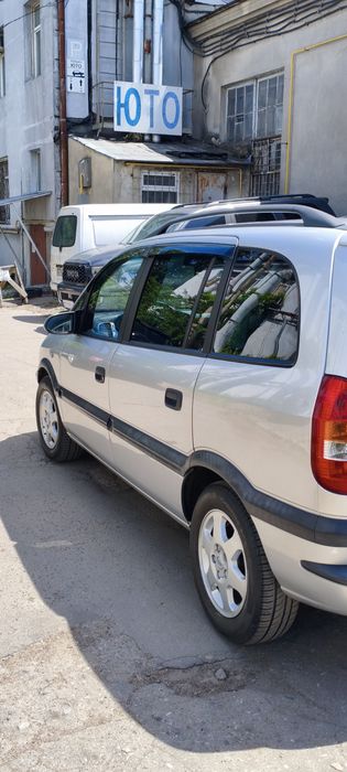 Opel Zafira 1.8 бензин • Продаж від власниці • 127 тис. км • Без ДТП