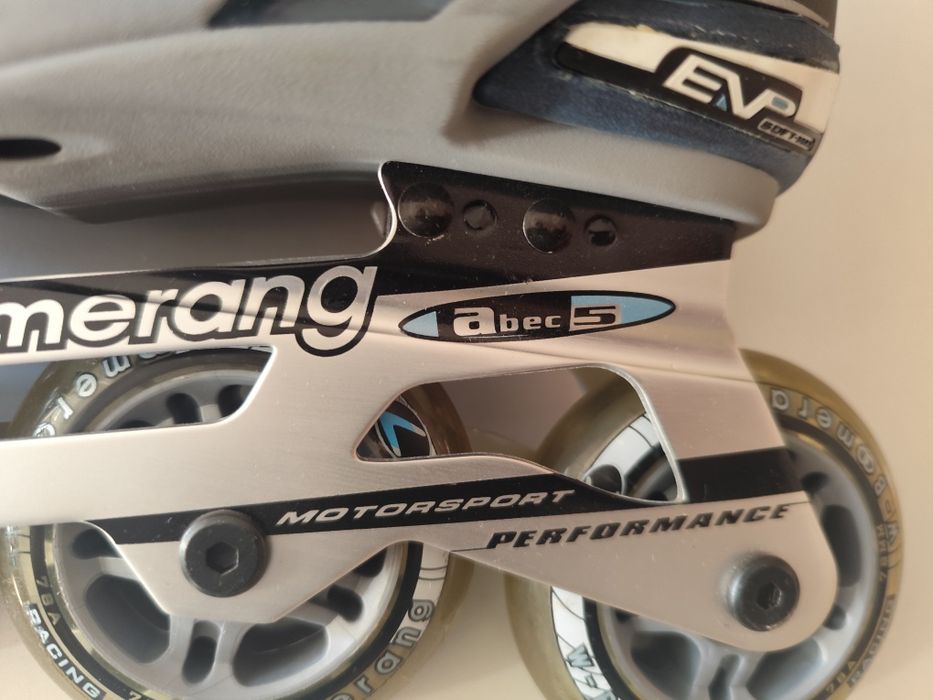 Patins em linha como novos