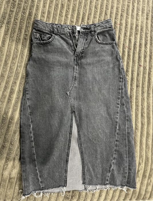 reserved  Довга сіра чорна джинсова спідниця С розмір