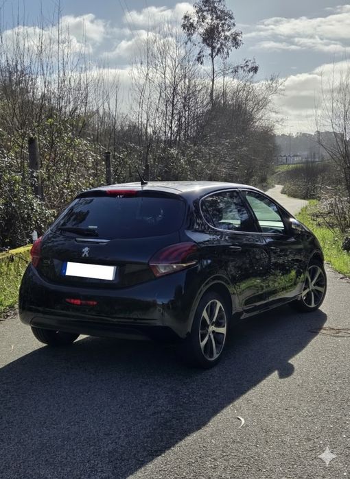 Peugeot 208 1.2 Allure 2018