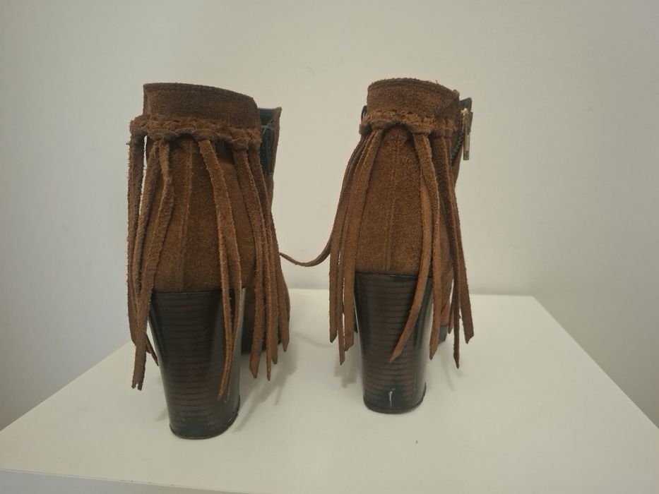 Botins 38 muito giros