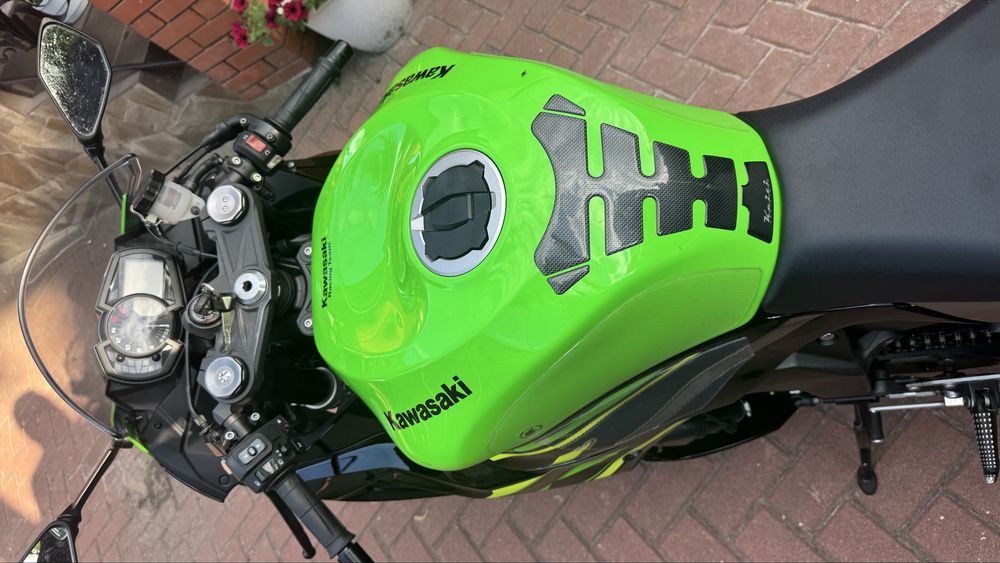 KAWASAKI ZX-6R 2019 рік 16911 пробіг