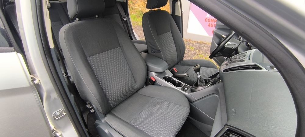 Ford C-Max 1.6 TDCI Titanium Só por telefone