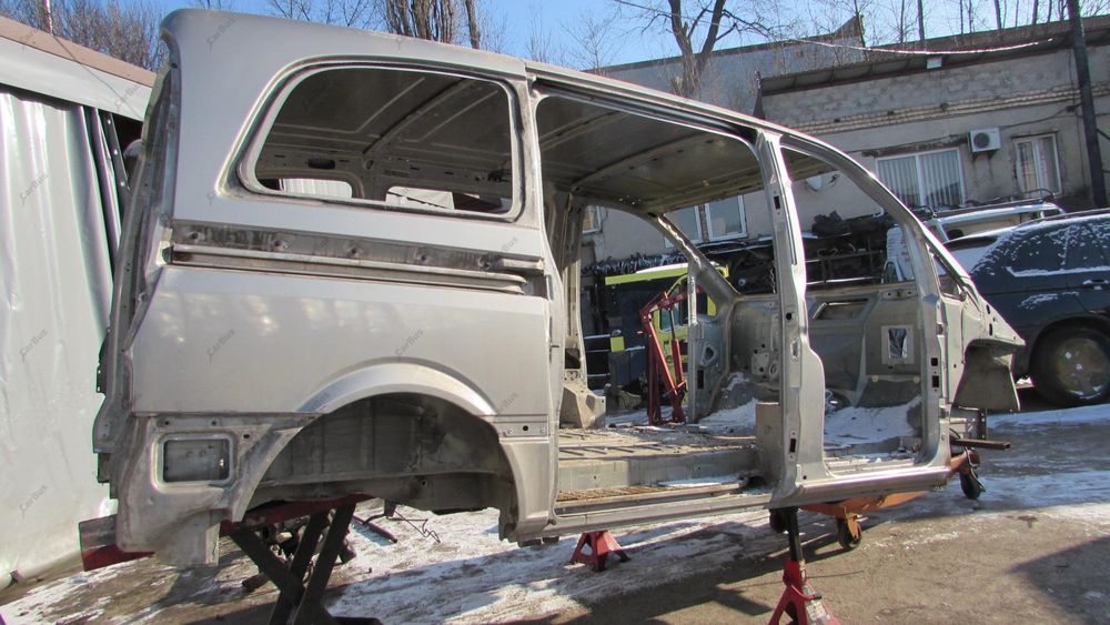 Кузов Мерседес Віто 639 Mercedes Vito 639 Вито 639 кузовщина Лонжерон