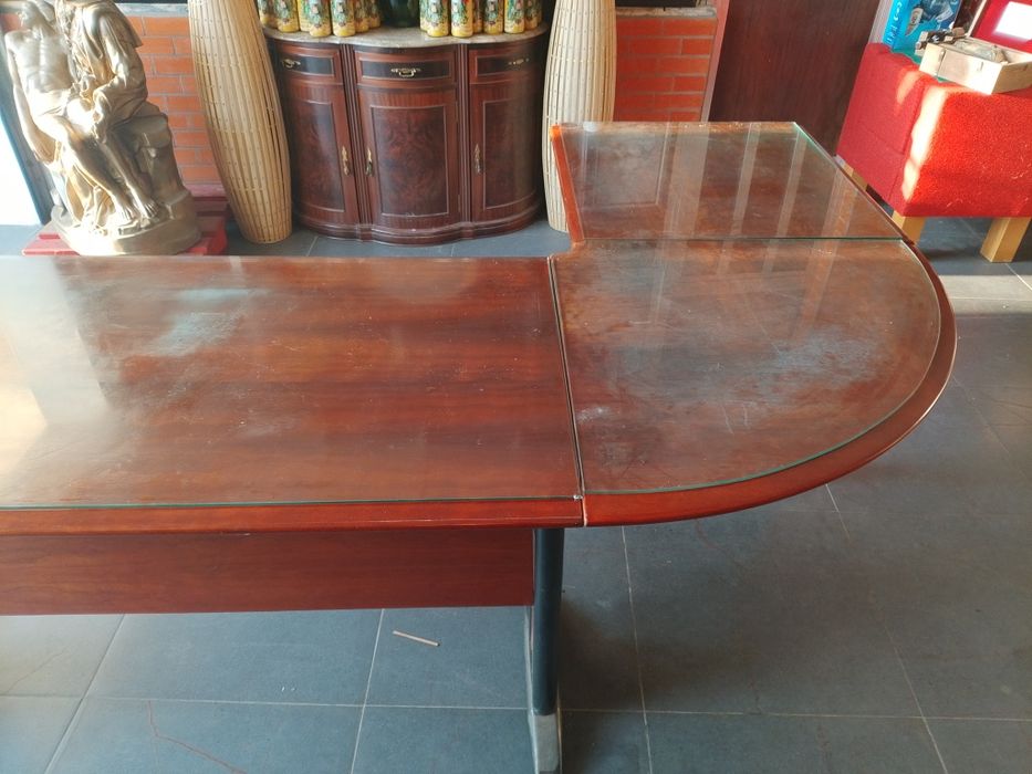 Mesa com cadeiras