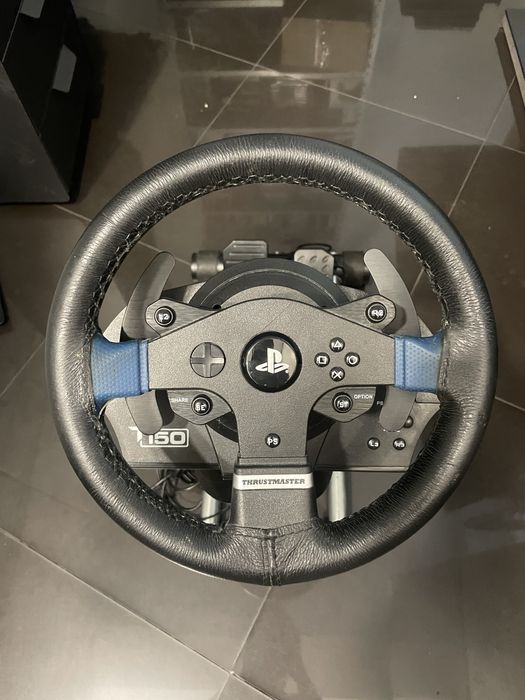 Kierownica Thrustmaster T150 Pedały Stojak