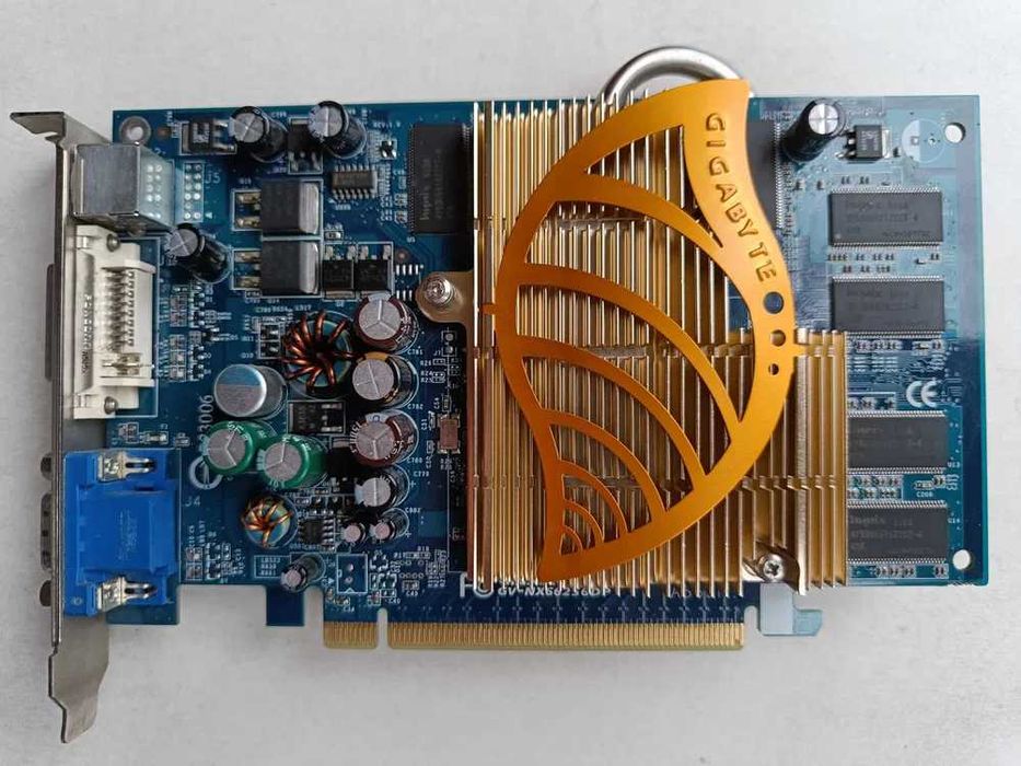 Запчасти на ПК материнка, процессор, кулер, ОЗУ, видеокарта, сетевая