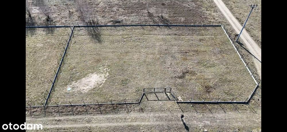 Działka rek.-bud.1077m2, Pilchy. Pozwolenie na budowę. MEDIA:WODA,PRĄD