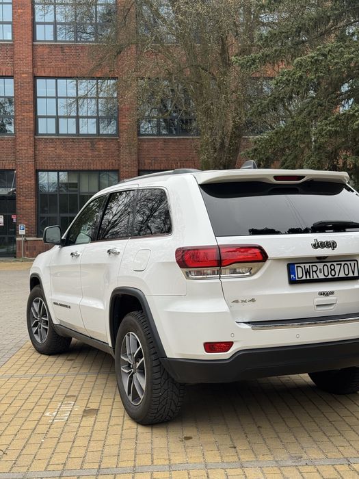 Bezwypadkowy Jeep Grand Cherokee  WK2