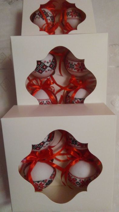 Новорічні кульки вишиті. Ручна робота