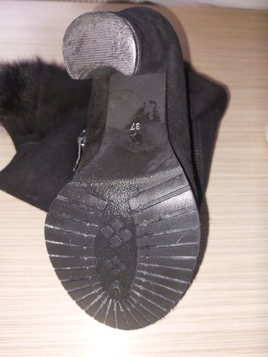 Продам зимние сапоги ботфорты