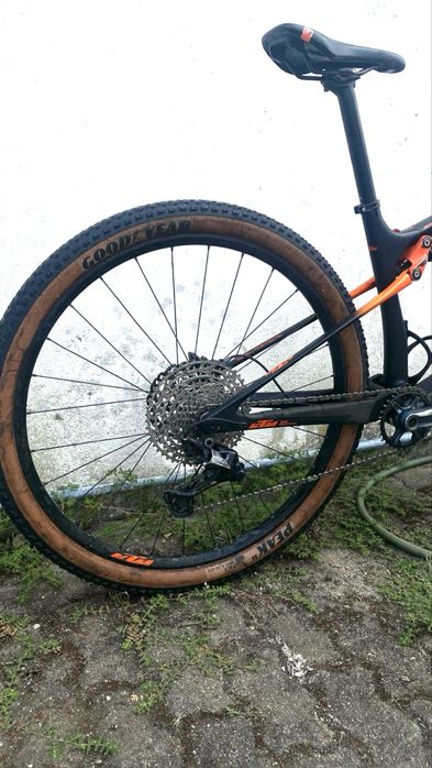 KTM Scarp Carbon 29