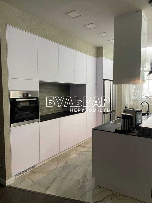 Продам 3 к.кв Центр, ул. Культуры 22, Авантаж м. Научная