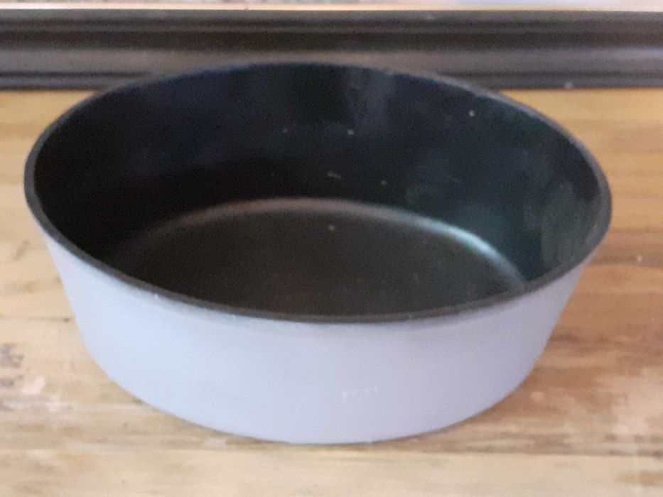 Gęsiarka zabytek -do ogrodu-żeliwo-zabytek