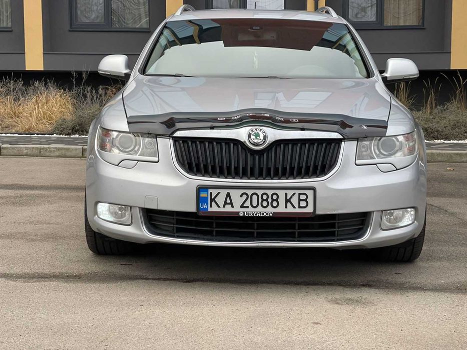 Продам Шкоду Суперб 2.0 дизель Автомат
