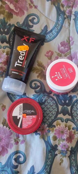 Gel para cabelo e cera