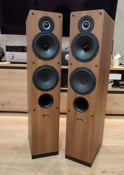 Para Indiana Line Tesi 561 - jak nowe - stan idealny