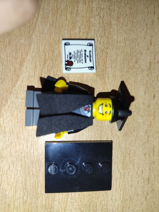 Lego 8805 Seria 5 Absolwent Graduate 8805 col065