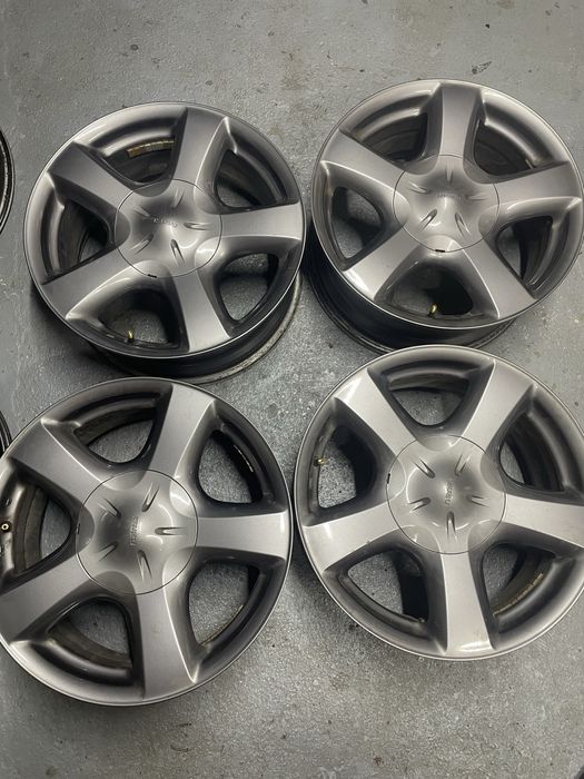 4x felga aluminiowa isuzu oryginał 6x139,7  7j x 17”