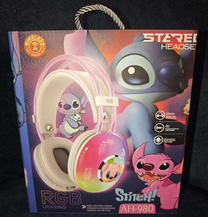 Headphones Stitch