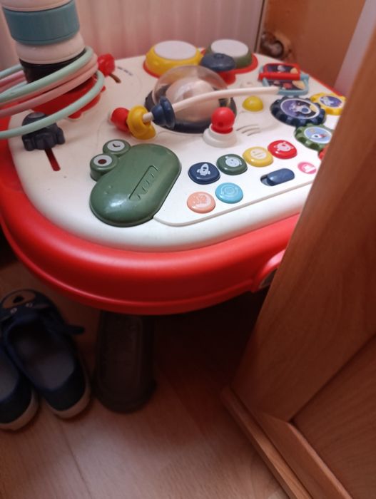 Stolik grajacy interaktywny