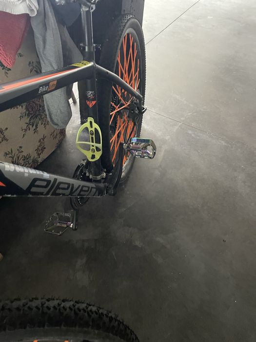 Bicicleta btt eleven