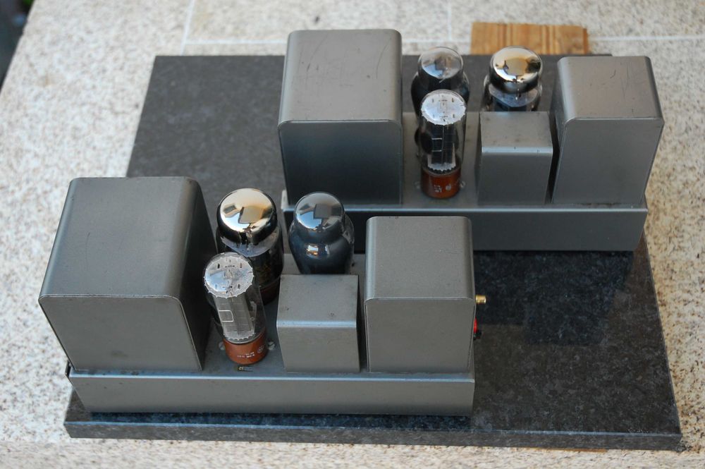 QUAD II: Amplificadores a válvulas - monoblocos
