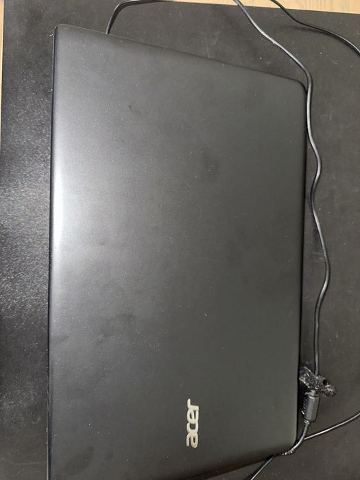 Portatil Acer E 1-530 8bg ram 256gb ssd