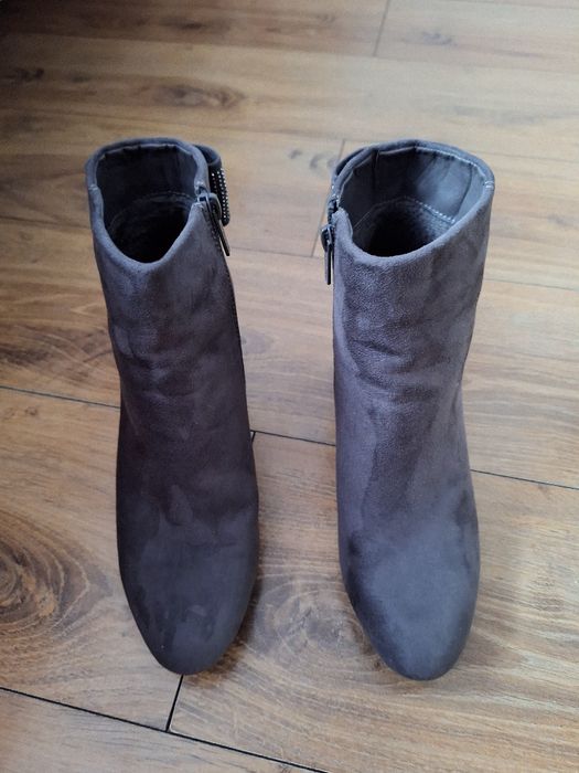 Botki na słupku Jenny Fairy ccc rozm.40