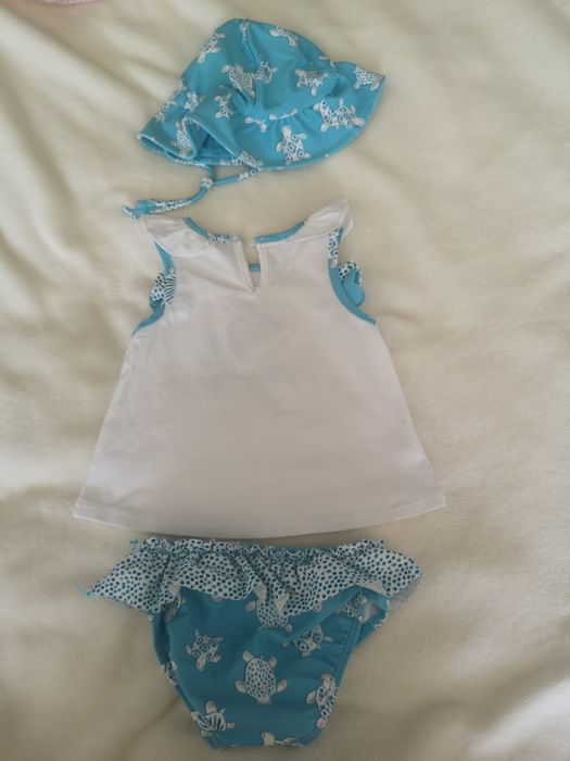 Conjunto roupa bebé praia
