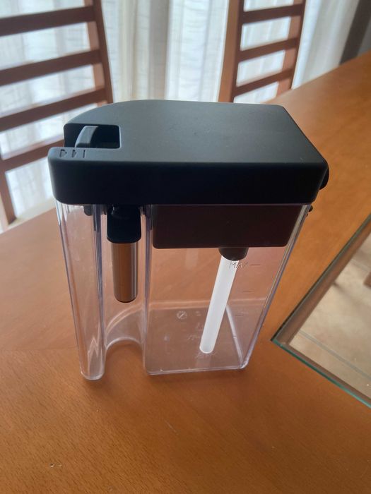 Preparador de leite p\ Nespresso Lattissima EN660 / EN680