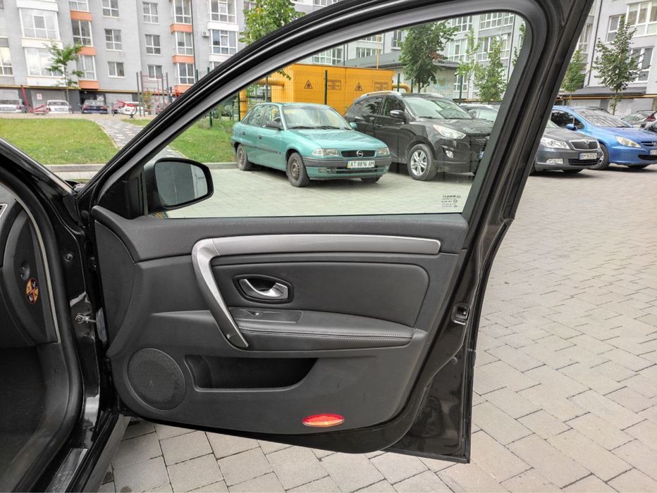 Renault Laguna III, 2011, 1.5 dCi, Гарний стан