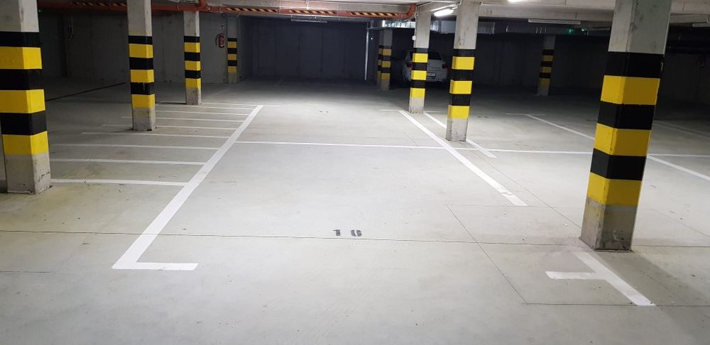 Miejsce postojowe w garażu podziemnym  w Sławie