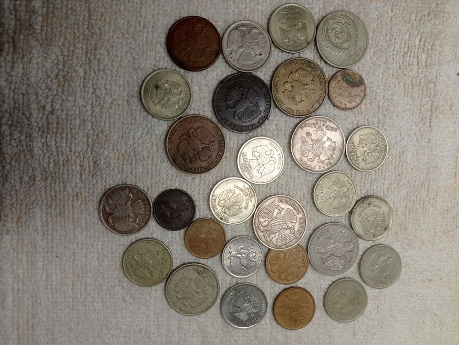 Продам монеты...