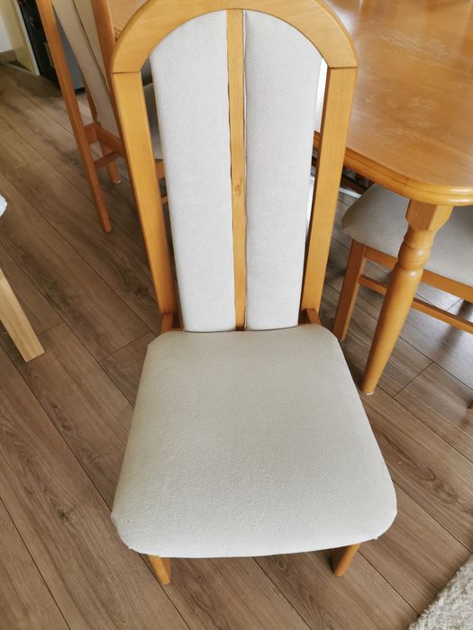 Stół z 6 krzesłami