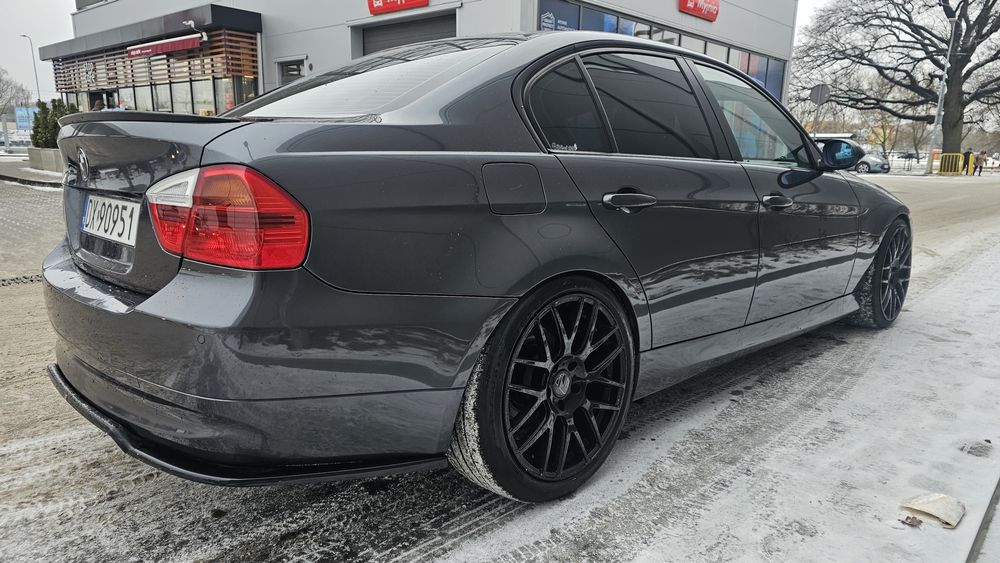 BMW E90  2.0 Benzyna Automat Sprawny