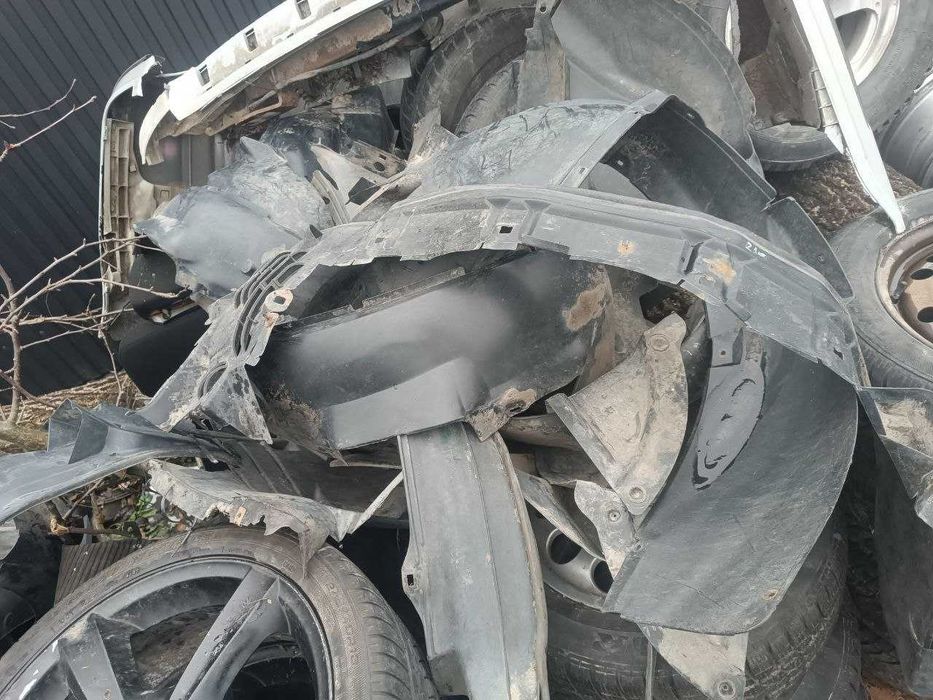 Підкрилок передній задній правий лівий марки авто в описі